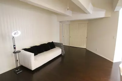 270 E Highland Ave #516, Milwaukee, WI 53202 - Photo 6