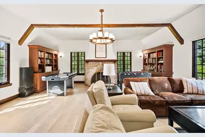 2730 E Menlo Blvd, Shorewood, WI 53211 - Photo 20