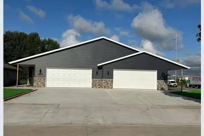 2102 S 21st St, Manitowoc, WI 54220 - Photo 1