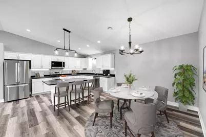 2102 S 21st St, Manitowoc, WI 54220 - Photo 10