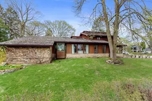 222 Ridge Rd, Lake Geneva, WI 53147 - Photo 10