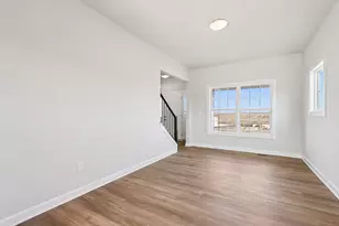 509 Barnum Ln, Delavan, WI 53115 - Photo 4