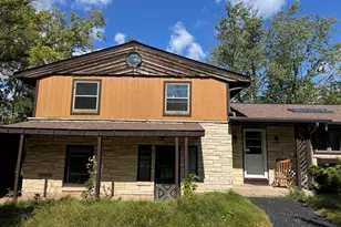 114 W Mequon Rd, Mequon, WI 53092 - Photo 2