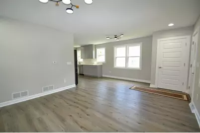 2240 E Morgan Ave, Milwaukee, WI 53207 - Photo 8