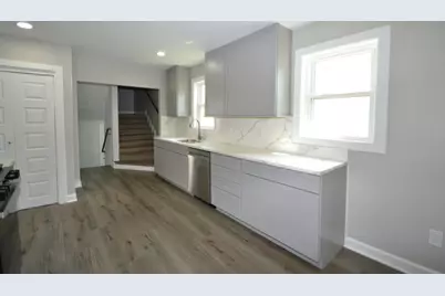 2240 E Morgan Ave, Milwaukee, WI 53207 - Photo 4