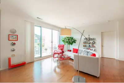 1522 N Prospect Ave #301, Milwaukee, WI 53202 - Photo 6