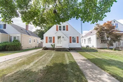 7208  33rd Ave, Kenosha, WI 53142 - Photo 1