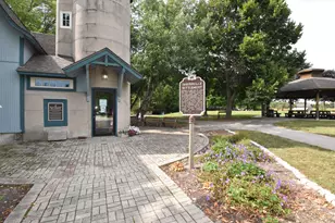 W187N12796 Fond du Lac Ave, Germantown, WI 53022 - Photo 60