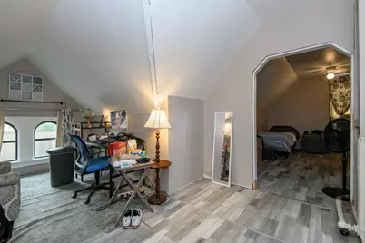 406 S 3rd St, Watertown, WI 53094 - Photo 22