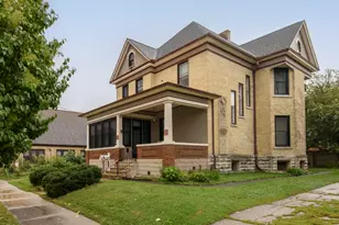 406 S 3rd St, Watertown, WI 53094 - Photo 26