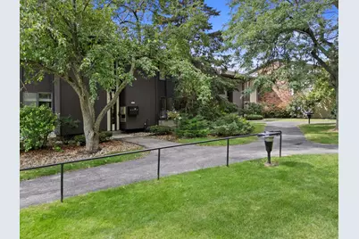 2230 W Good Hope Rd #25, Glendale, WI 53209 - Photo 6