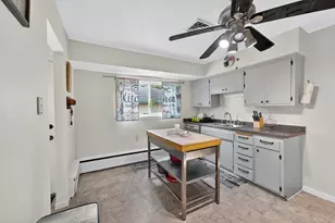 4564 N 101st St, Wauwatosa, WI 53225 - Photo 10