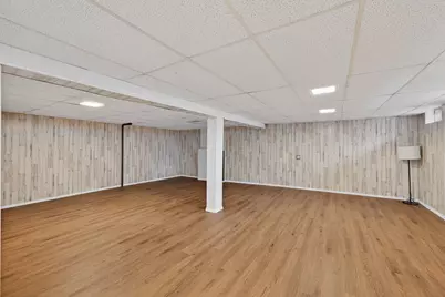 4564 N 101st St, Wauwatosa, WI 53225 - Photo 24