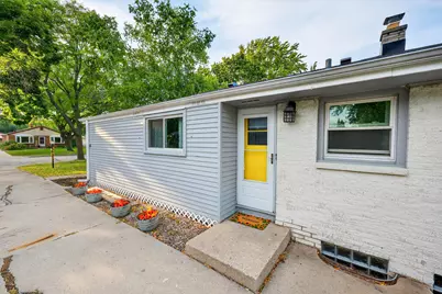 4564 N 101st St, Wauwatosa, WI 53225 - Photo 6