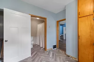 903 Wells St, Marinette, WI 54143 - Photo 16