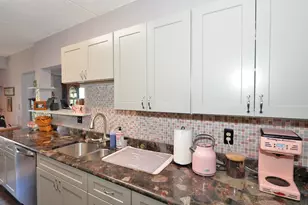 333 Lake Ave, Racine, WI 53403 - Photo 12