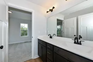 9546 S Bergamont Dr, Franklin, WI 53132 - Photo 42