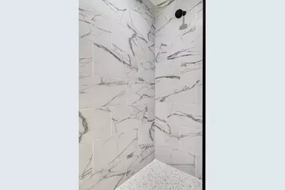 935  Crockett Dr, Holmen, WI 54636 - Photo 24