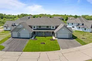 713 Greenview Cir, Geneva, WI 53147 - Photo 30