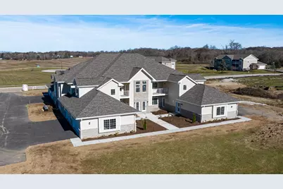 1629  Grey Fox Trl #B, Mukwonago, WI 53149 - Photo 2