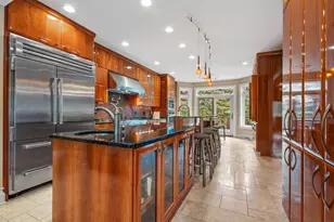 2101 Hunters Ridge Ct, Manitowoc, WI 54220 - Photo 14