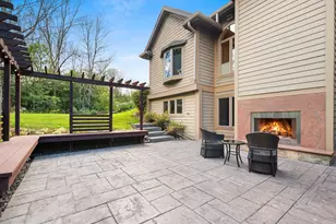 2101 Hunters Ridge Ct, Manitowoc, WI 54220 - Photo 76