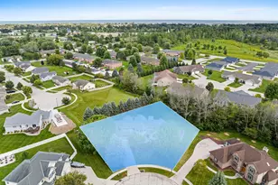 2101 Hunters Ridge Ct, Manitowoc, WI 54220 - Photo 90