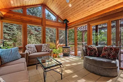 2101  Hunters Ridge Ct, Manitowoc, WI 54220 - Photo 44