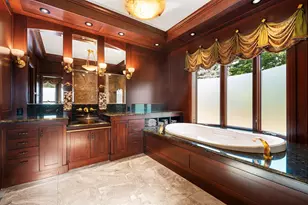 2101 Hunters Ridge Ct, Manitowoc, WI 54220 - Photo 32