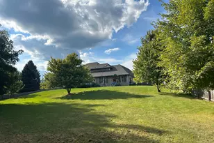 729 Bass Dr, Racine, WI 53185 - Photo 2