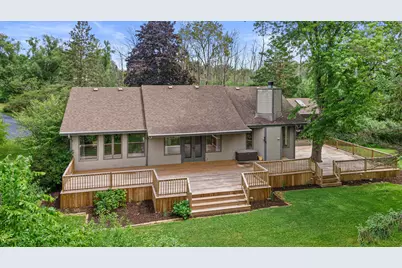 1465 W County Line Rd, River Hills, WI 53217 - Photo 38