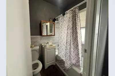 2057 N 32nd St #2057A, Milwaukee, WI 53208 - Photo 4