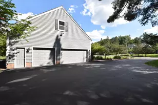 389 Juniper Ct, Delafield, WI 53018 - Photo 68