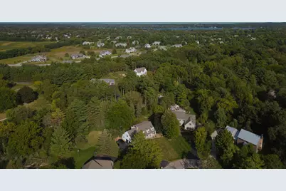 389  Juniper Ct, Delafield, WI 53018 - Photo 76