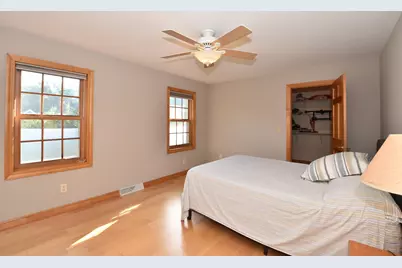 389  Juniper Ct, Delafield, WI 53018 - Photo 48