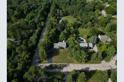 389  Juniper Ct, Delafield, WI 53018 - Photo 70