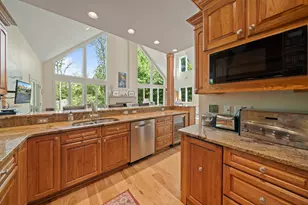 765 Brickley Ct, Fontana, WI 53125 - Photo 20