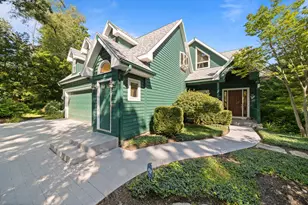 765 Brickley Ct, Fontana, WI 53125 - Photo 108