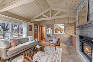 8302 Currie Ave, Wauwatosa, WI 53213 - Photo 6