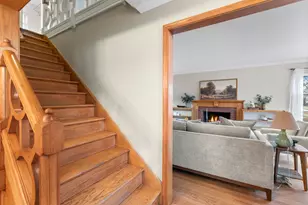 8302 Currie Ave, Wauwatosa, WI 53213 - Photo 12