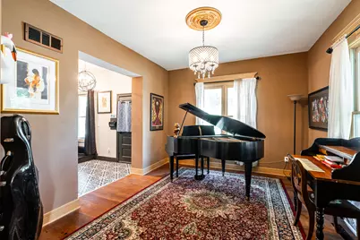 3405 W Saint Paul Ave, Milwaukee, WI 53208 - Photo 8