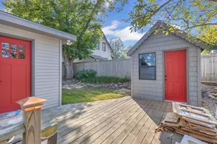 910 N 4th St, Sheboygan, WI 53081 - Photo 32