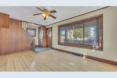 910 N 4th St, Sheboygan, WI 53081 - Photo 6