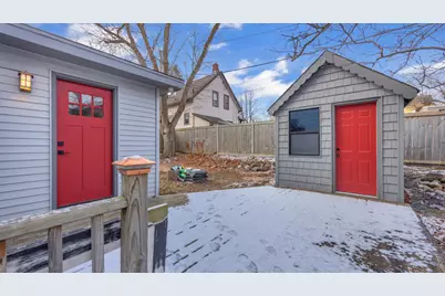 910 N 4th St, Sheboygan, WI 53081 - Photo 30