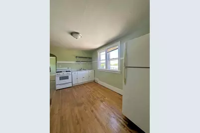 5241 N 31st St, Milwaukee, WI 53209 - Photo 6