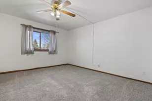 3239 S 58th St, Milwaukee, WI 53219 - Photo 14