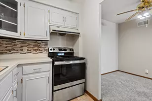 3239 S 58th St, Milwaukee, WI 53219 - Photo 4