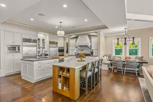 8100 N Beach Dr, Fox Point, WI 53217 - Photo 24