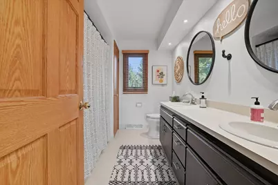 4253  Lake Meadow Dr, Racine, WI 53402 - Photo 30