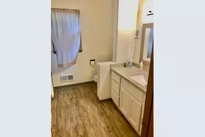 2701  Rapids Dr, Racine, WI 53404 - Photo 12